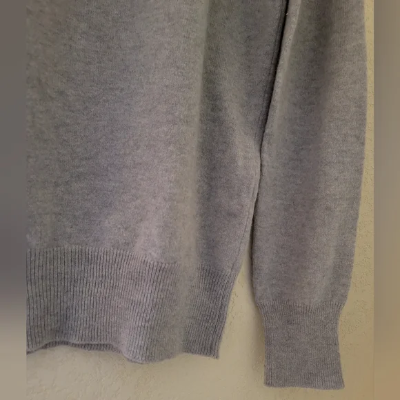 Each x Other Sweater Gray Patched 100% Cashmere Relaxed Fit V-neck Size XS